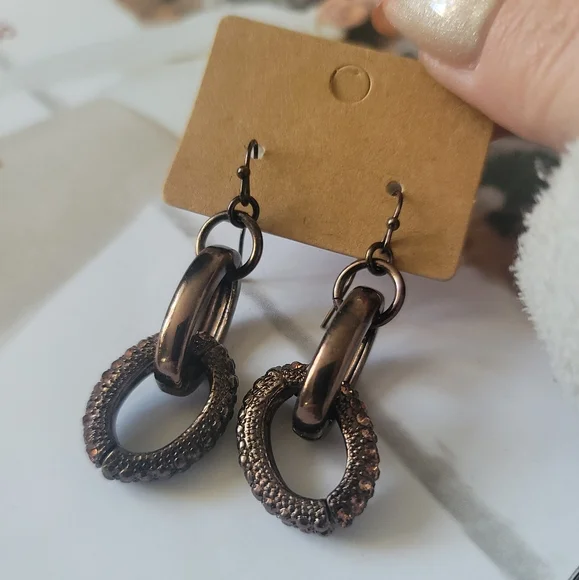 COLDWATER CREEK Chocolate Chain Link Earrings - Picture 4 of 5